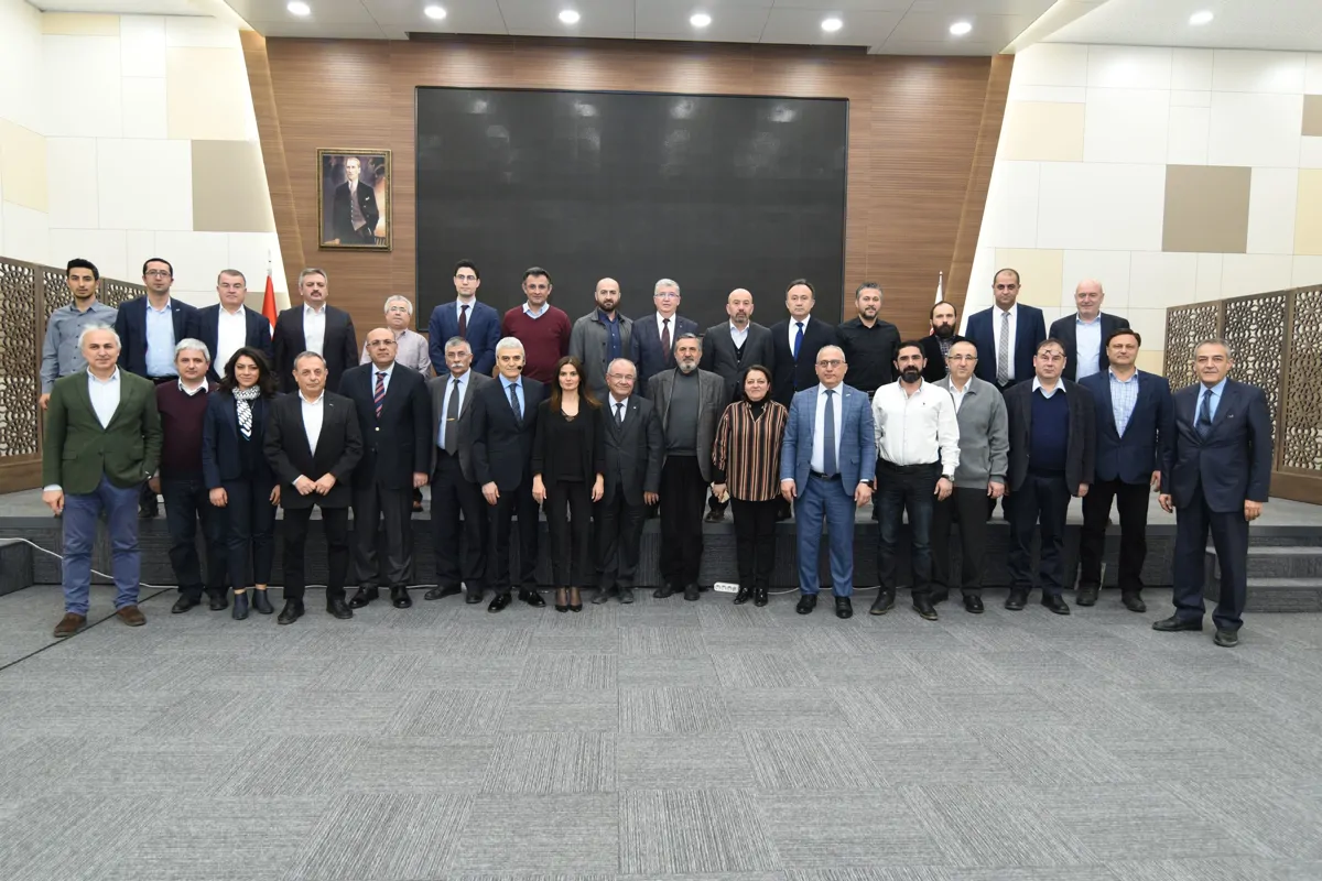 İŞ MAKİNELERİ SEKTÖRÜ GELECEK STRATEJİSİNİ HAZIRLIYOR