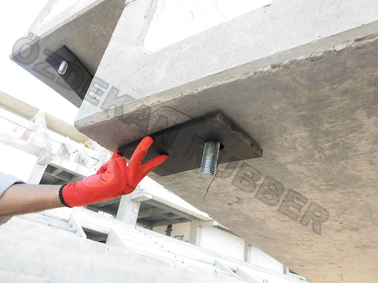 Elastomeric Neoprene Sheets and Rubber Pads